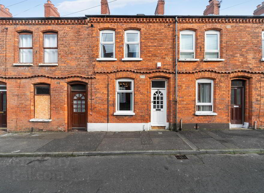 30 Pandora Street, Belfast, BT12 5PR photo