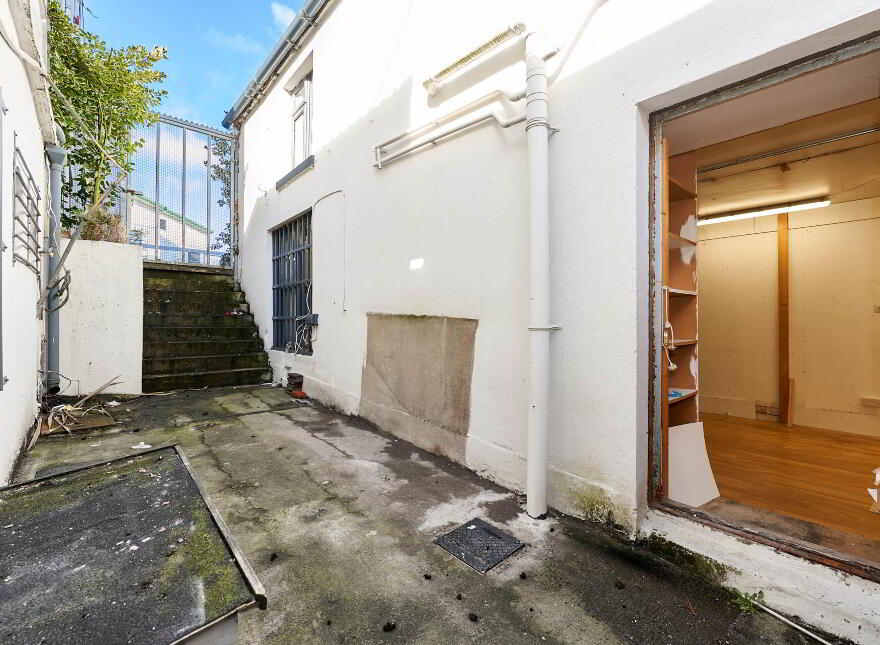 6 Watergate Street, Navan, C15N825
