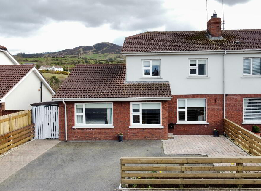 9 Cashel Close, Camlough, Newry, BT35 7DU photo