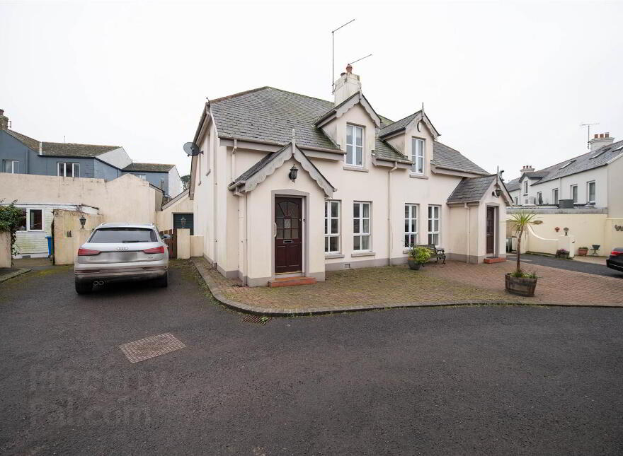 4 Cuan Mews, Strangford, BT30 7LW photo