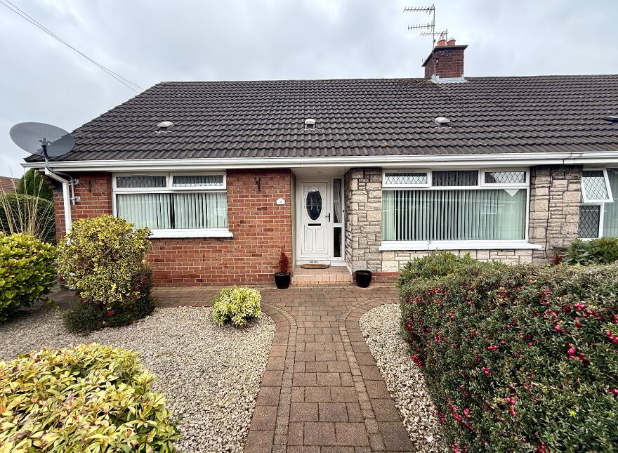 2 Silverbirch Crescent, Woodburn, Waterside, BT47 5PY photo