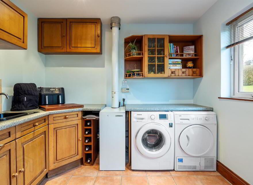 144 Thornyhill Road, Crossgar, Downpatrick, BT30 9NH