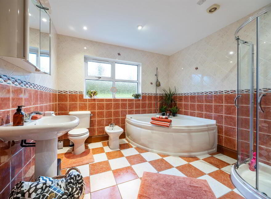 144 Thornyhill Road, Crossgar, Downpatrick, BT30 9NH