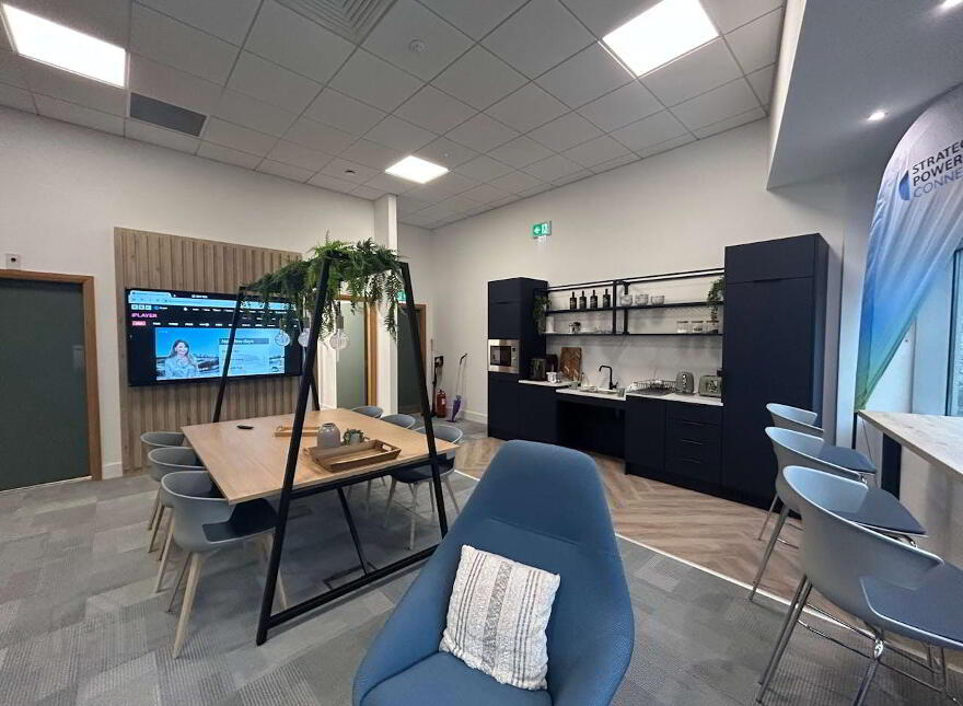 Unit B2 Lanyon Quay, Belfast, BT1 3LG