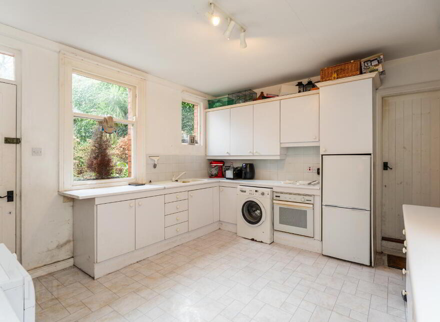 Redholme, 203 Bangor Road, Craigavad, Holywood, BT18 0JG