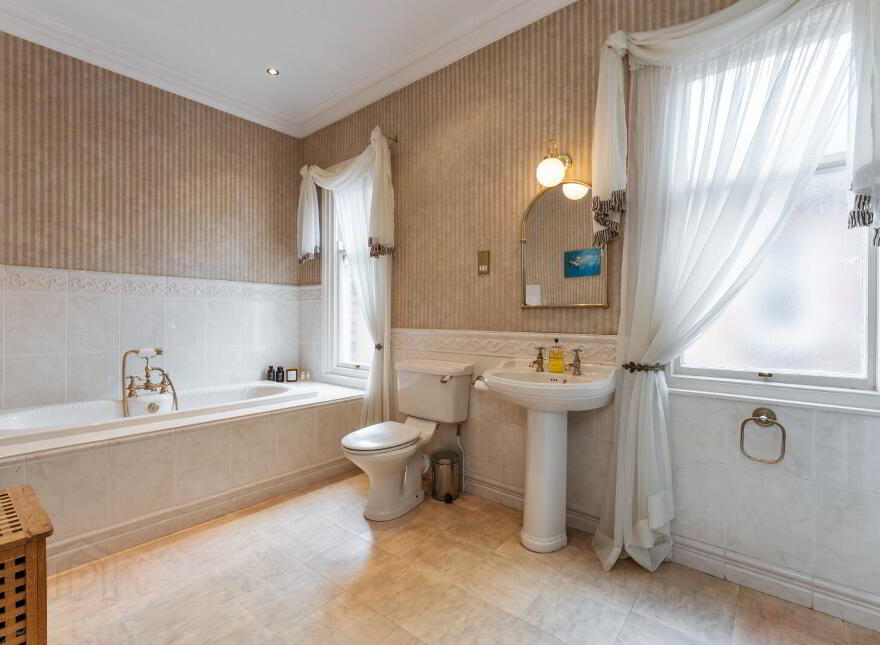 Redholme, 203 Bangor Road, Craigavad, Holywood, BT18 0JG