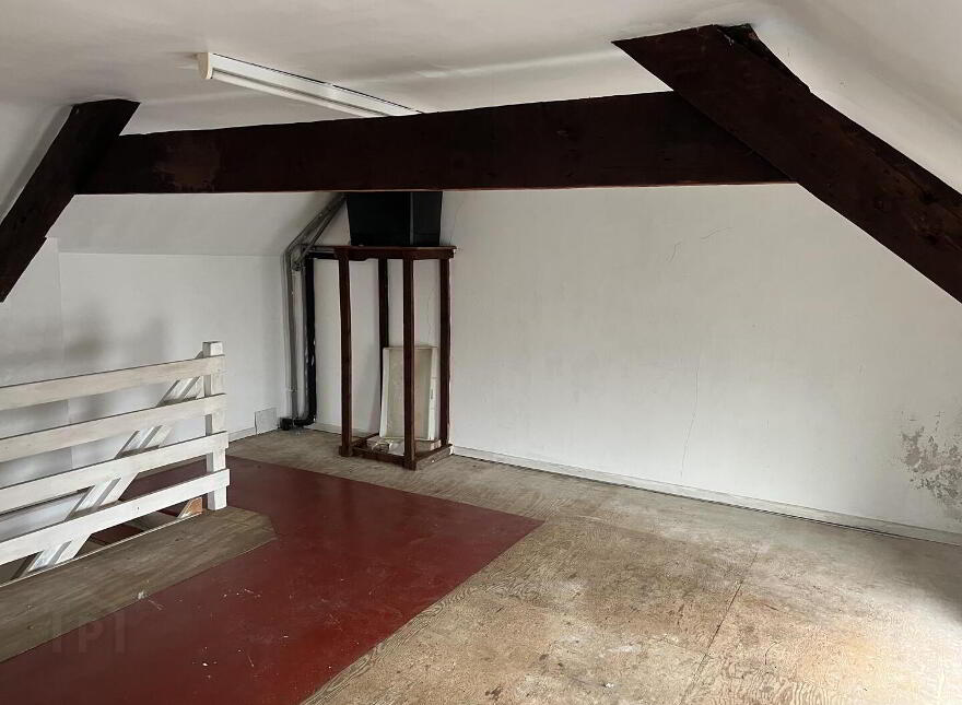 2 Meeting Street, Dromore, BT25 1AG