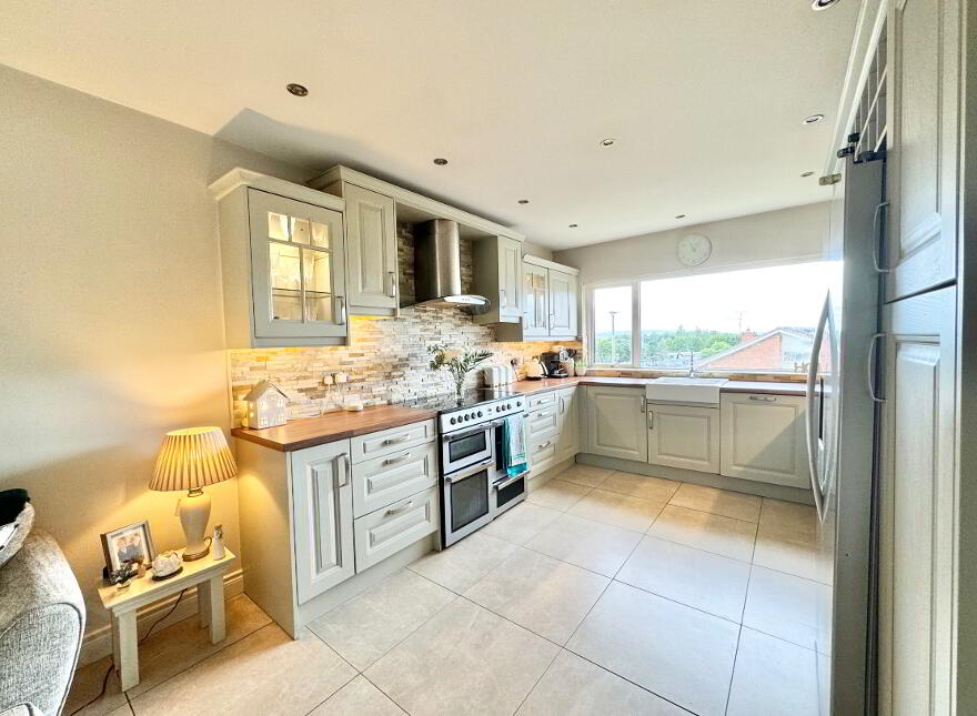 36 Lisanelly Park, Omagh, BT79 7DE