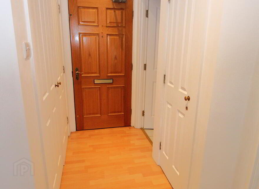 42 Lisburn Square, Lisburn, BT28 1TS
