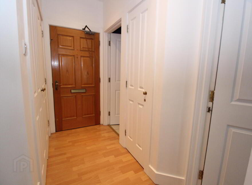 42 Lisburn Square, Lisburn, BT28 1TS