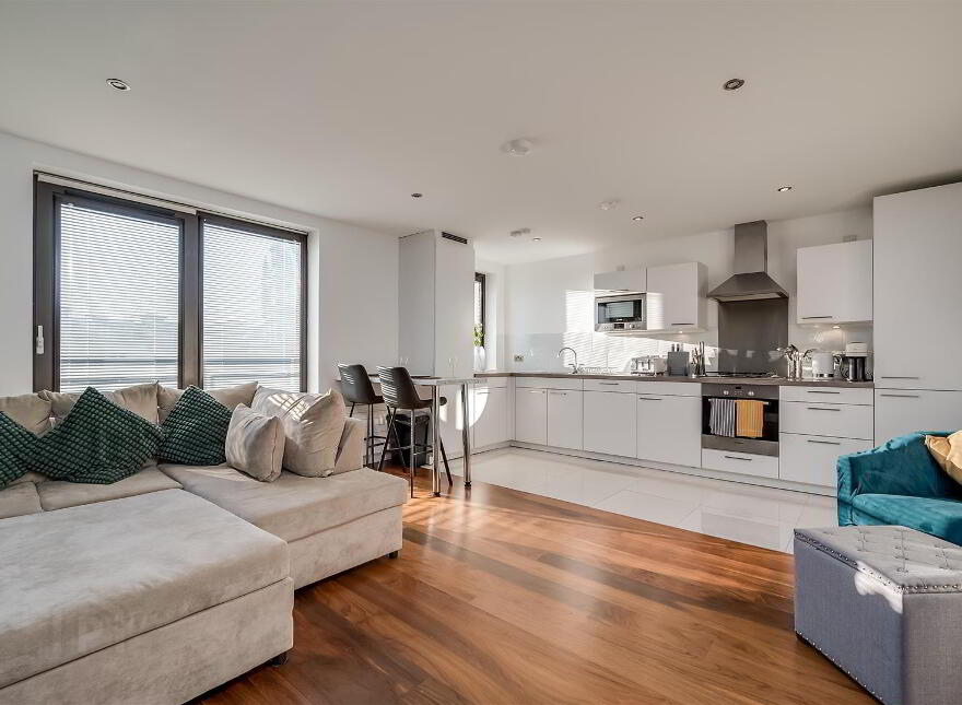 Apt 33, 2 Ulster Street, Belfast, BT1 3ES
