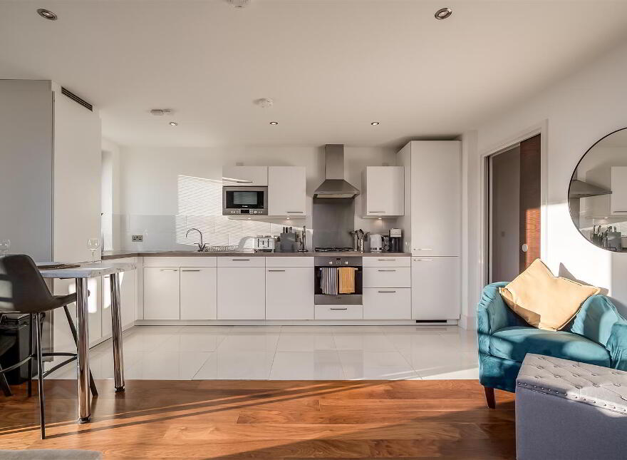 Apt 33, 2 Ulster Street, Belfast, BT1 3ES