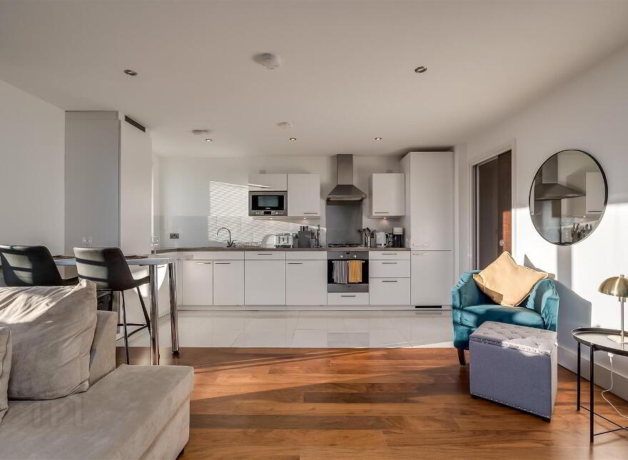 Apt 33, 2 Ulster Street, Belfast, BT1 3ES