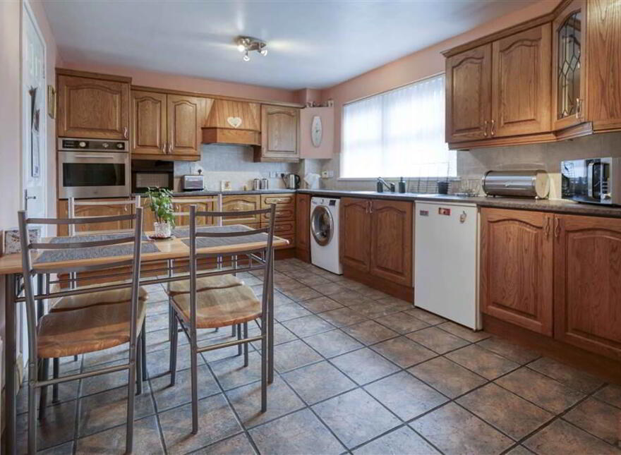 1 Molyneaux Walk, Lisburn, BT28 2XW