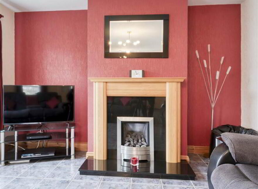 1 Molyneaux Walk, Lisburn, BT28 2XW