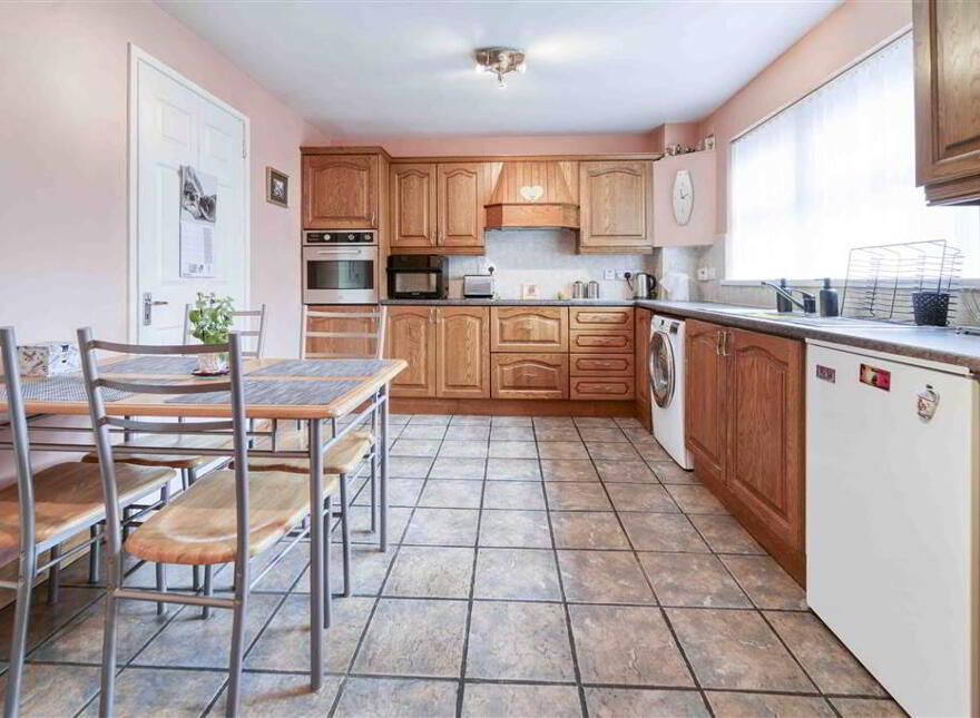 1 Molyneaux Walk, Lisburn, BT28 2XW