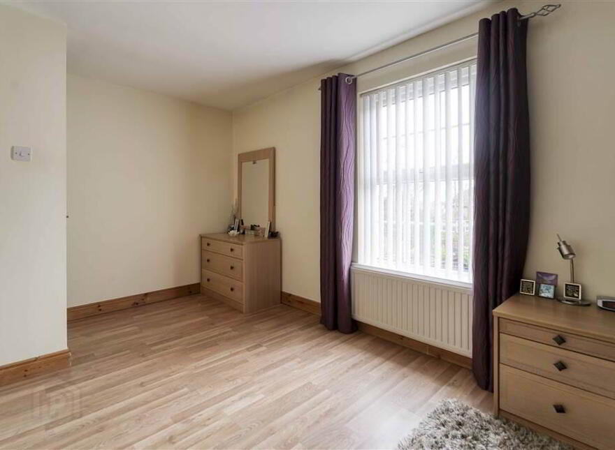 1 Molyneaux Walk, Lisburn, BT28 2XW