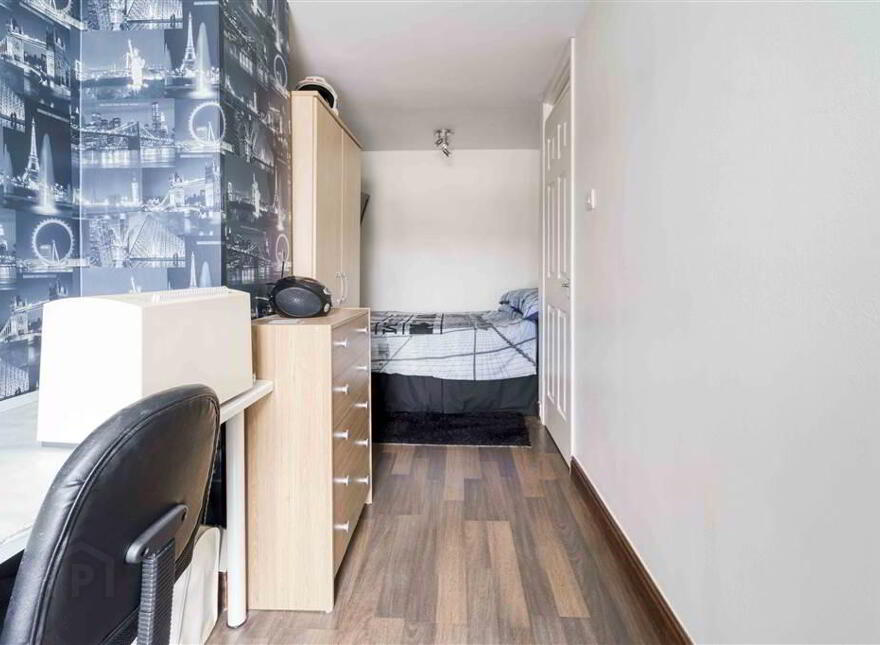 1 Molyneaux Walk, Lisburn, BT28 2XW