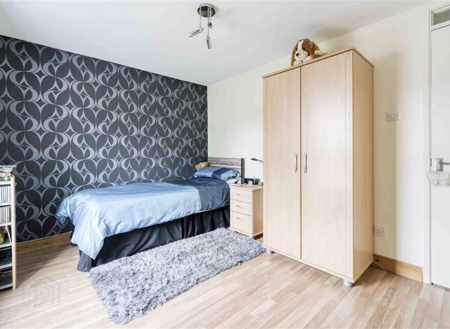 1 Molyneaux Walk, Lisburn, BT28 2XW