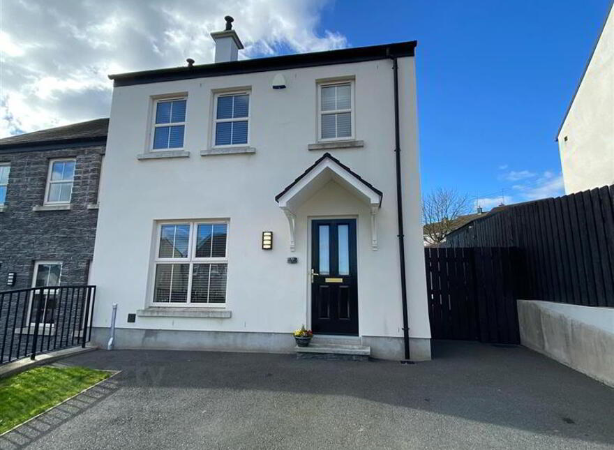 9 Monteith Meadows, Annaclone, Banbridge, BT32 5AP photo