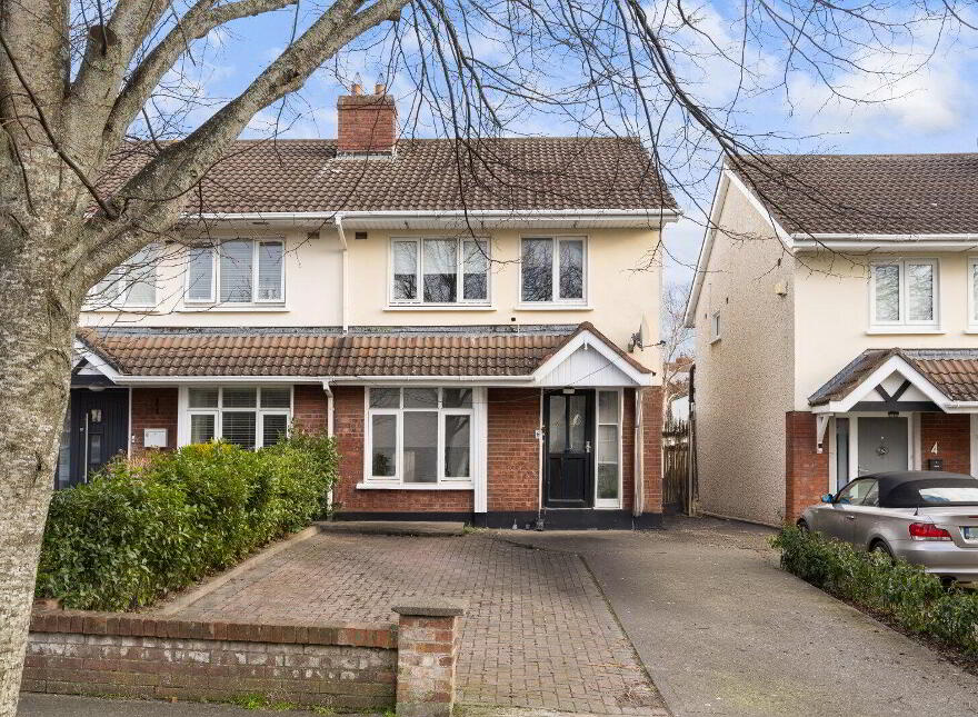 6 Glencairn Dale, The Gallops, Leopardstown, Dublin, D18K0W0 photo