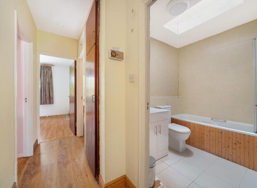 30 Oakcourt Lawn, Palmerstown, Dublin, D20YW56