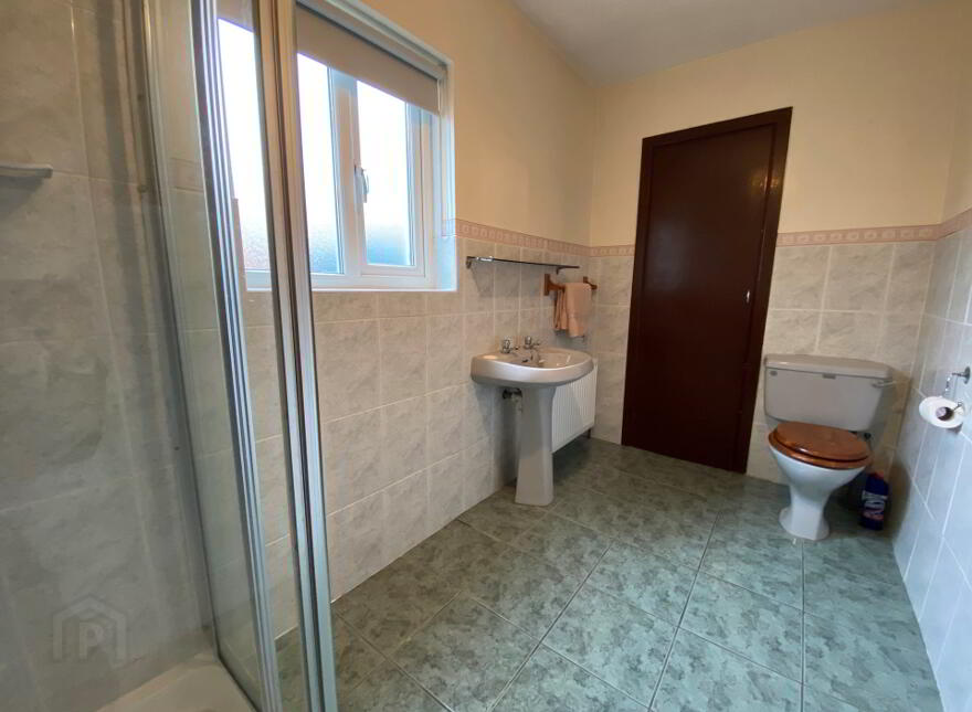 14 Downpatrick Road, Ballynahinch, BT24 8SH