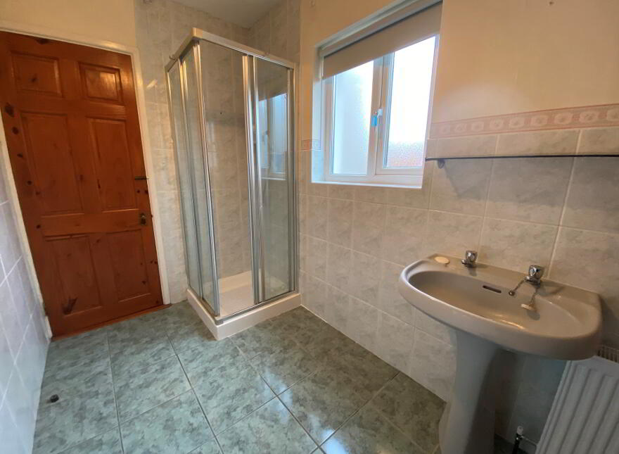 14 Downpatrick Road, Ballynahinch, BT24 8SH