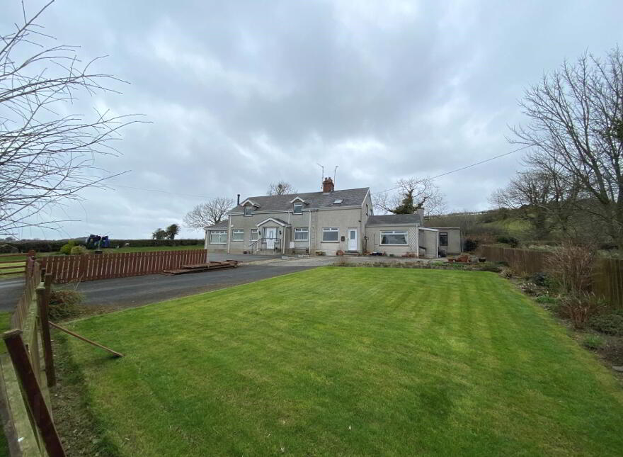 14 Downpatrick Road, Ballynahinch, BT24 8SH