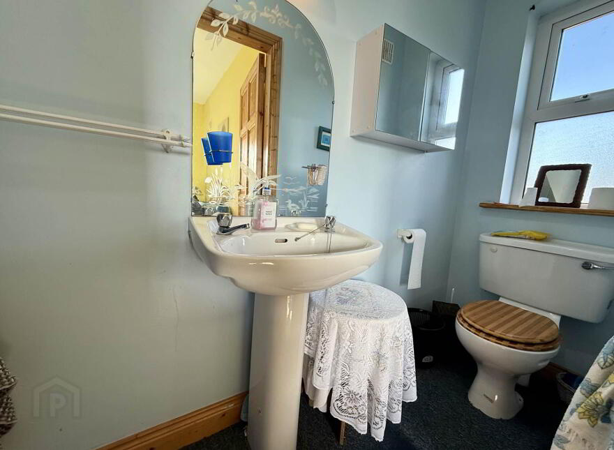 Creevy, Lisacul, Castlerea, F45W265
