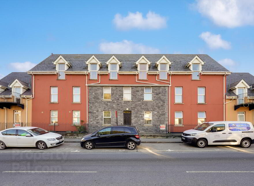 12 Brownsbarn Gardens, Kingswood Cross, Citywest, Dublin, D22XN27 photo