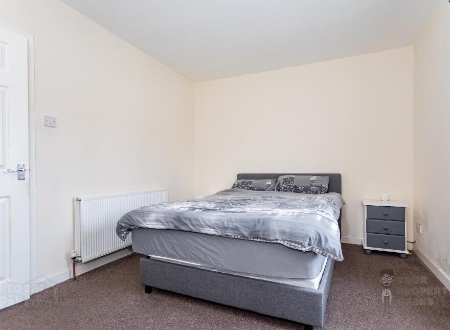 Ainsworth Street, Belfast, BT13 3HE