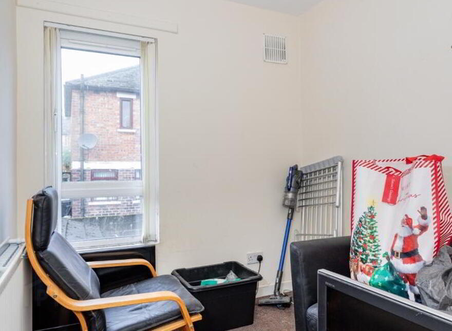 Ainsworth Street, Belfast, BT13 3HE