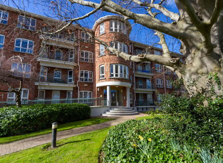 Apartment 5 Ailesbury, Donnybrook Castle, Donnybrook, Dublin, D04Y306 photo