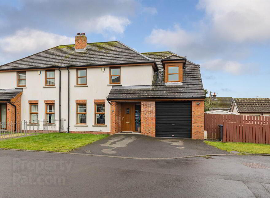 4 Sprucefield Grange, 169 Hillsborough Old Road, Lisburn, BT27 5GU photo