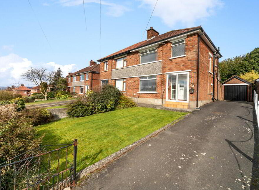 54 Glenholm Drive, Belfast, BT8 6LW photo