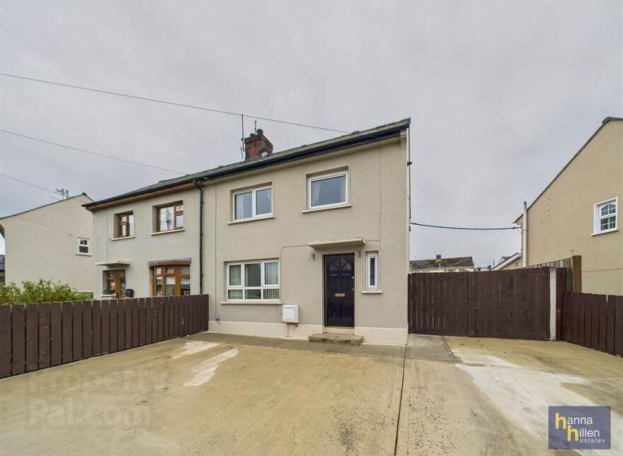 71 Cloughreagh Park, Bessbrook, Newry, BT35 7EH photo