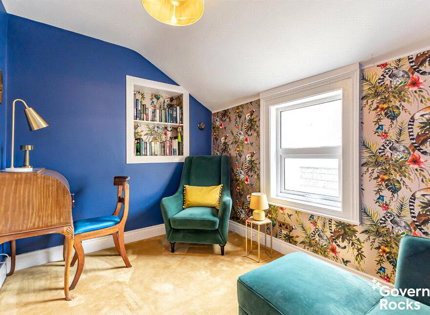 36 Seacliff Road, Bangor, BT20 5EY
