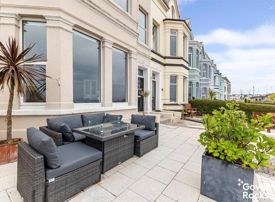 36 Seacliff Road, Bangor, BT20 5EY