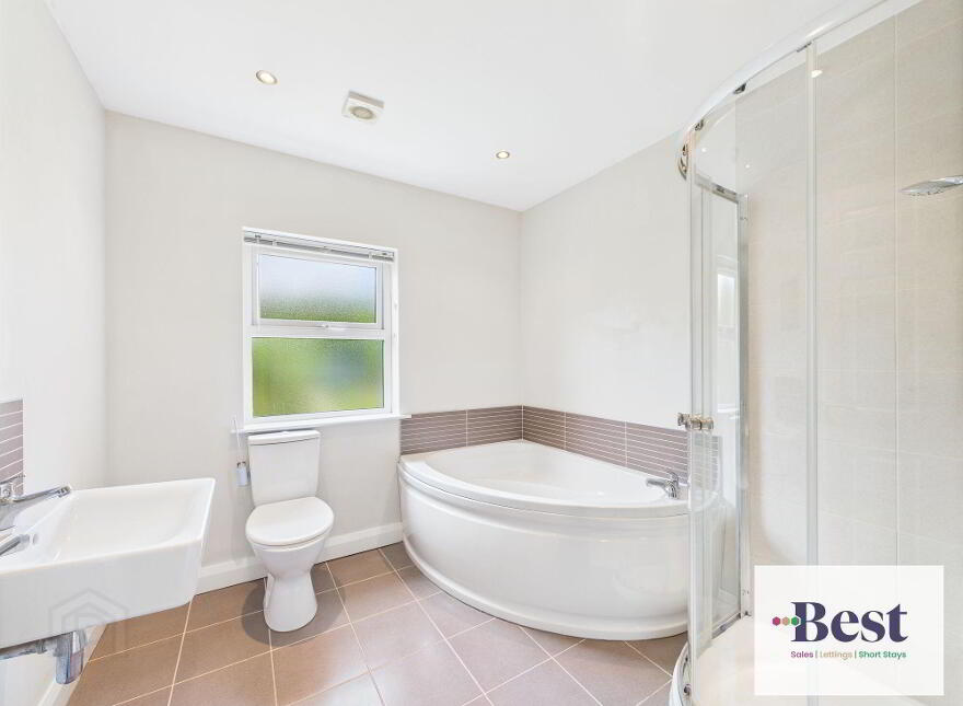 10 Porter Green Avenue, Larne, BT40 2UJ
