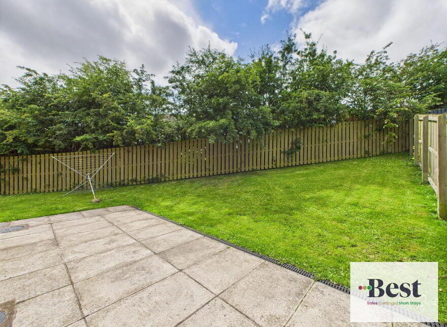 10 Porter Green Avenue, Larne, BT40 2UJ