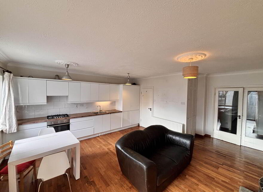 Apartment 1b Castlegrange, Ballycummin Road, Raheen