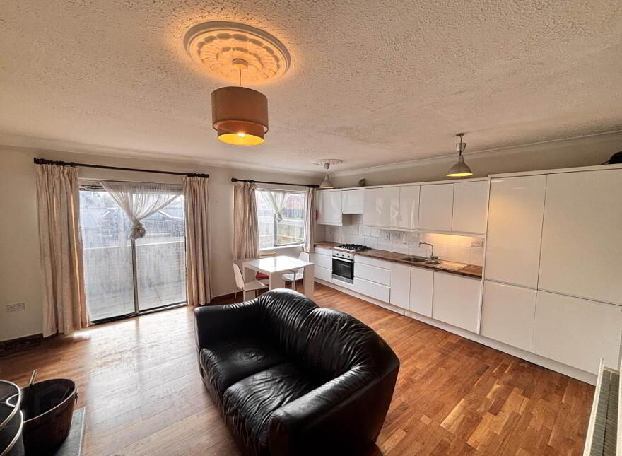 Apartment 1b Castlegrange, Ballycummin Road, Raheen