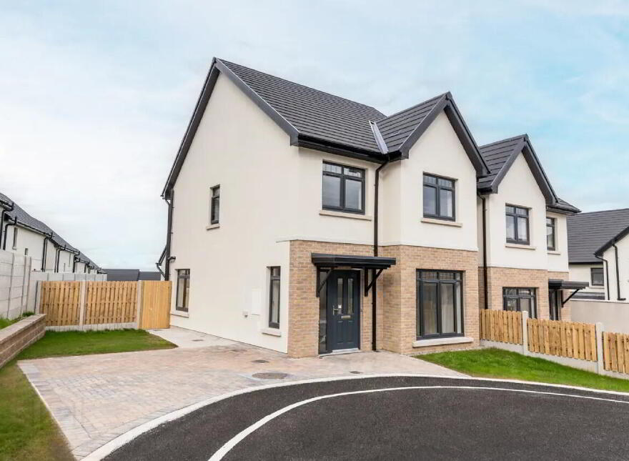 Strand Hill, Tramore, X91CAE7