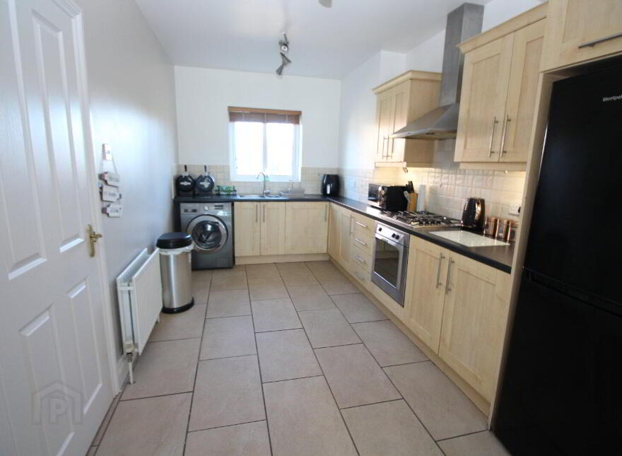 27 Brackenberg Road, Ballycarry, Carrickfergus, BT38 9HX