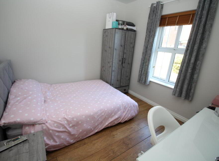 27 Brackenberg Road, Ballycarry, Carrickfergus, BT38 9HX