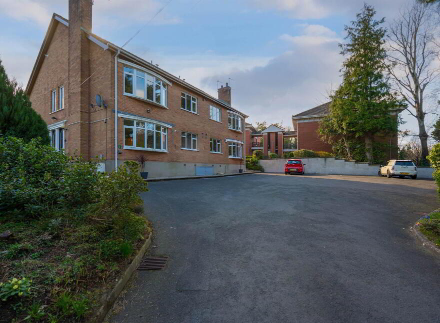 Apt 1 Pine Lodge, 3a Cherryvalley, Belfast, BT5 6PH photo