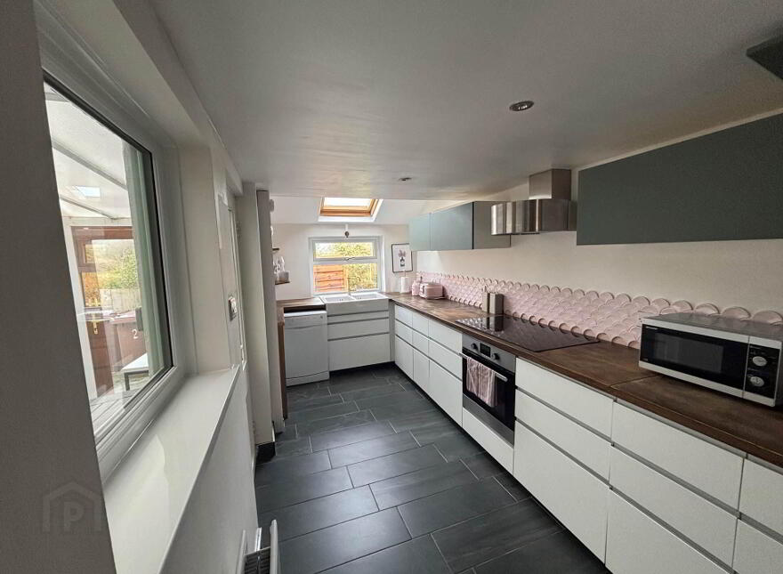 2 Greenfield Terrace, Whitehead, Carrickfergus, BT38 9SR