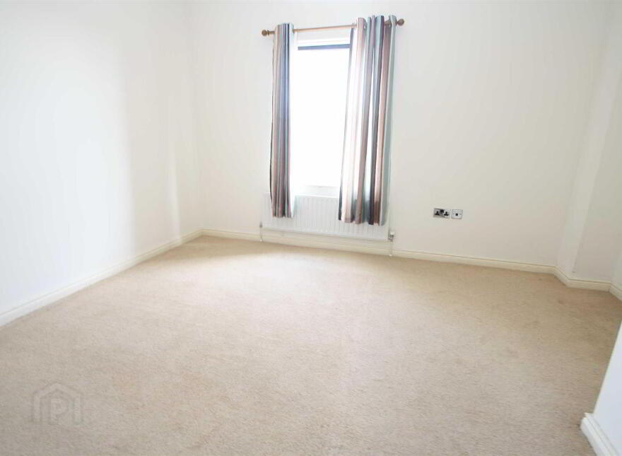 Apt 11, Woodberry Lane, Off Upper Dunmurry Lane / Forest Pk, Belfast, BT17 0WZ