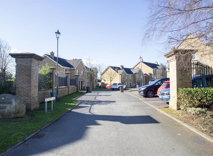 Apt 11, Woodberry Lane, Off Upper Dunmurry Lane / Forest Pk, Belfast, BT17 0WZ